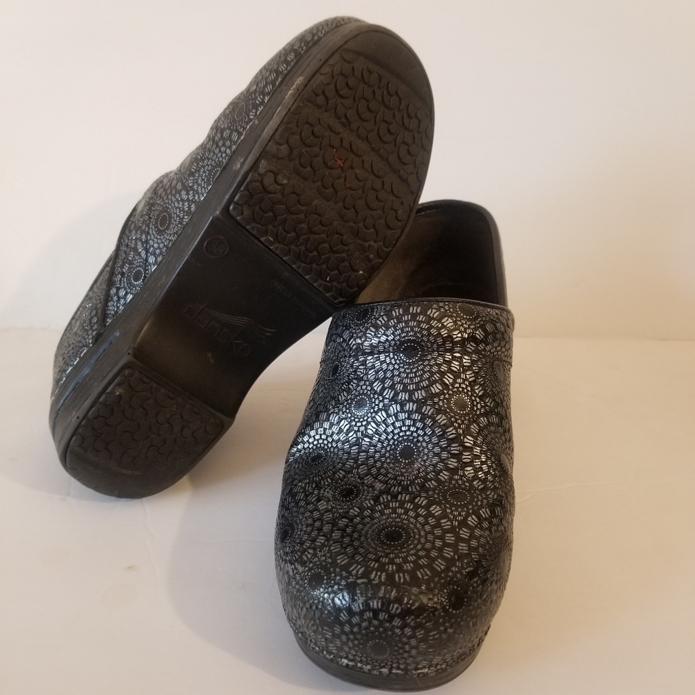 Dansko Clogs - Picture 3 of 6